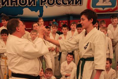    (. Andrzej Drewniak).  2014. 