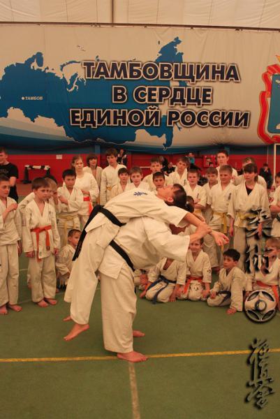    (. Andrzej Drewniak).  2014. 