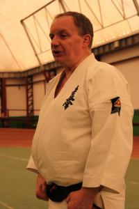    (. Andrzej Drewniak).  2014. 
