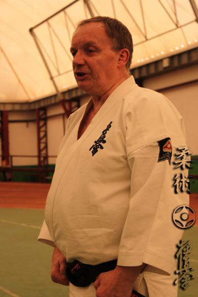    (. Andrzej Drewniak).  2014. 