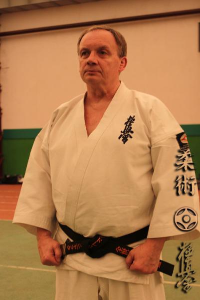    (. Andrzej Drewniak).  2014. 