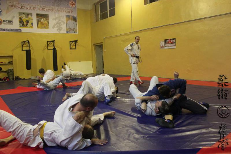 -. Ju-jitsu. 21.12.2013 . .   ..