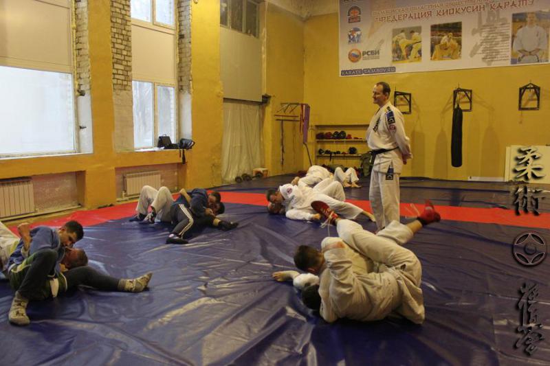 -. Ju-jitsu. 21.12.2013 . .   ..