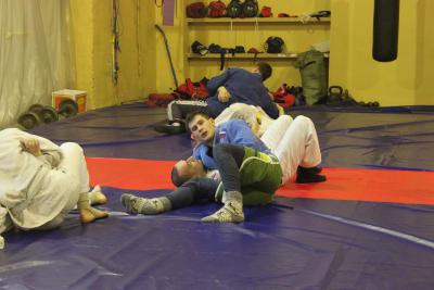 -. Ju-jitsu. 21.12.2013 . .   ..