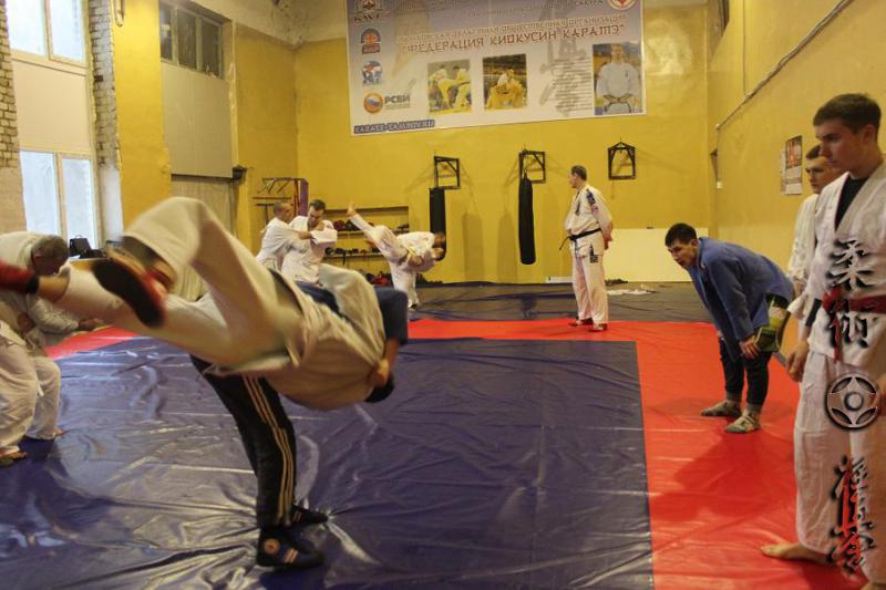 -. Ju-jitsu. 21.12.2013 . .   ..
